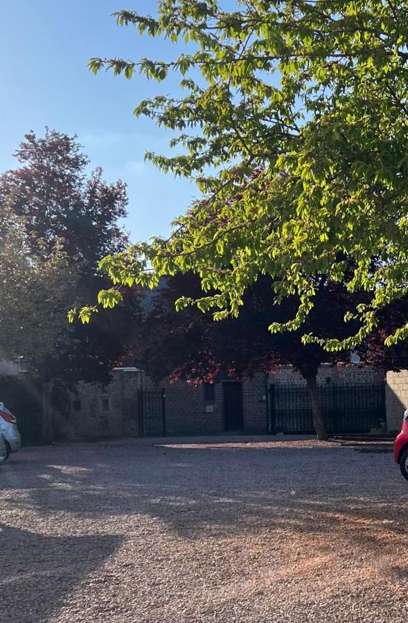 Le Pons Episcopi Lägenhet Pont-Évêque Exteriör bild